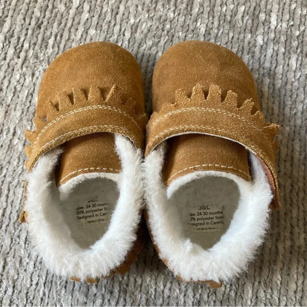 Jack & Lily Adorable Baby Moccasins‎ 24-30 months Faux Fur Lining